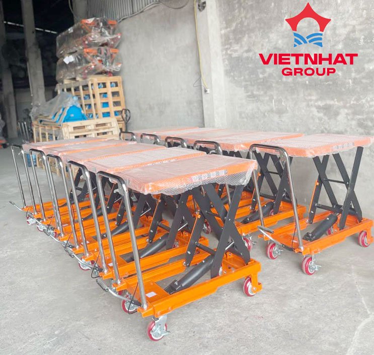 Xe Nâng Mặt Bàn 